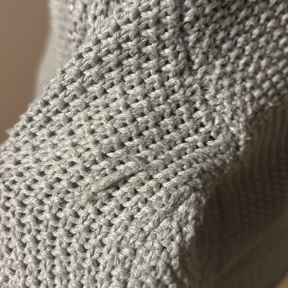 Jessica Simpson Sweater - Picture 3 of 5